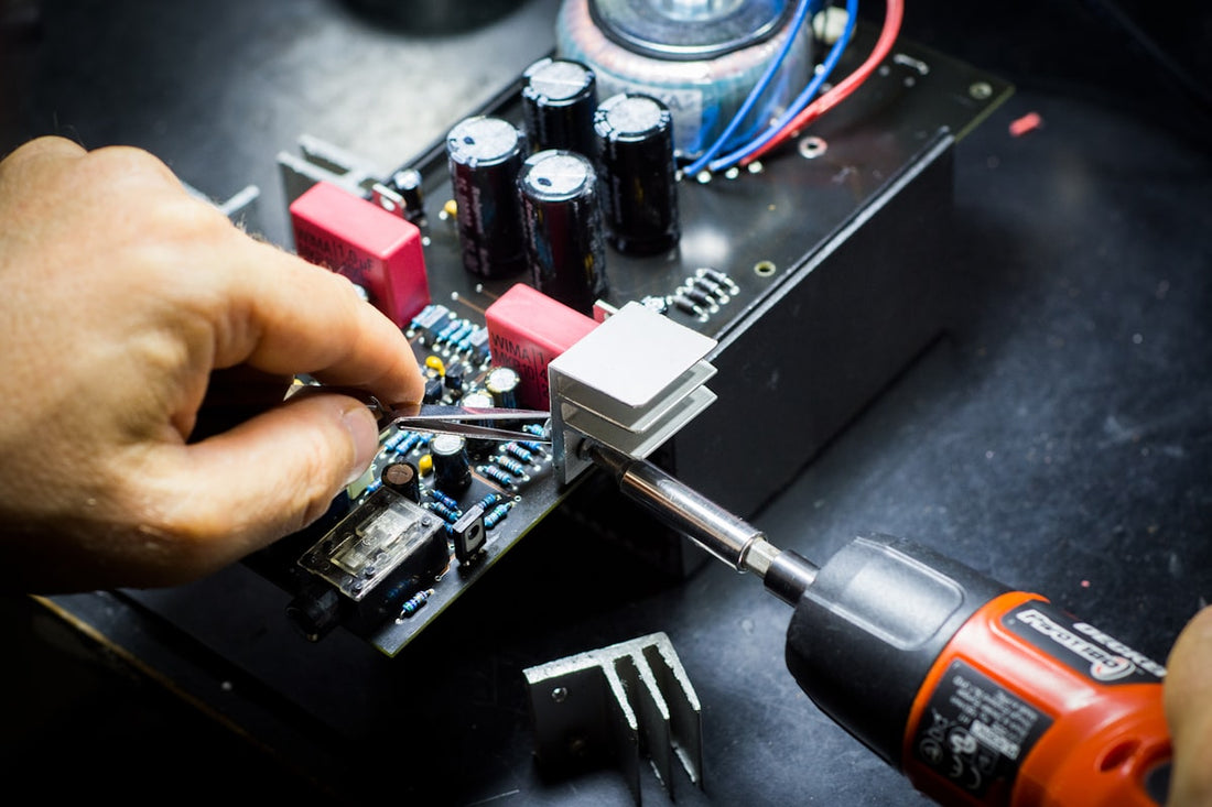 Cleaning laptop keyboard with cloth